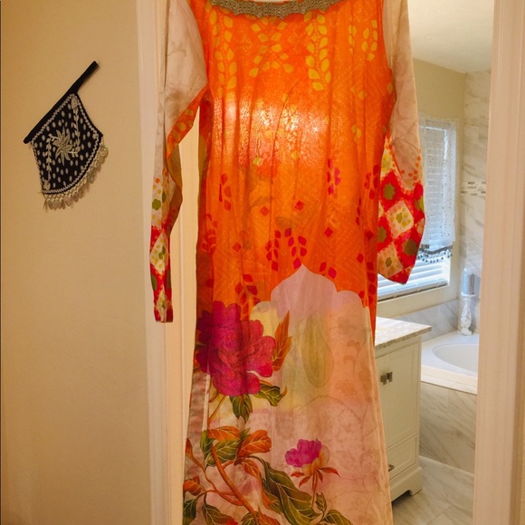 Pakistani Designer charizma collection - Picture 3 of 8